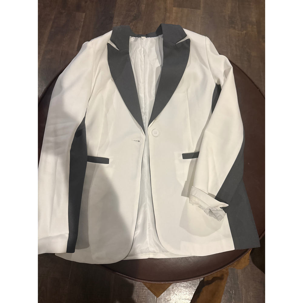 SHEIN Clasi White and Grey Suit Set - Picture 2 of 5